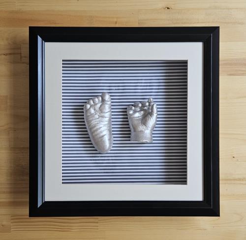 Siyah Çerçeve - Desenli İç Fon Bebek Ayak ve El İzi Seti